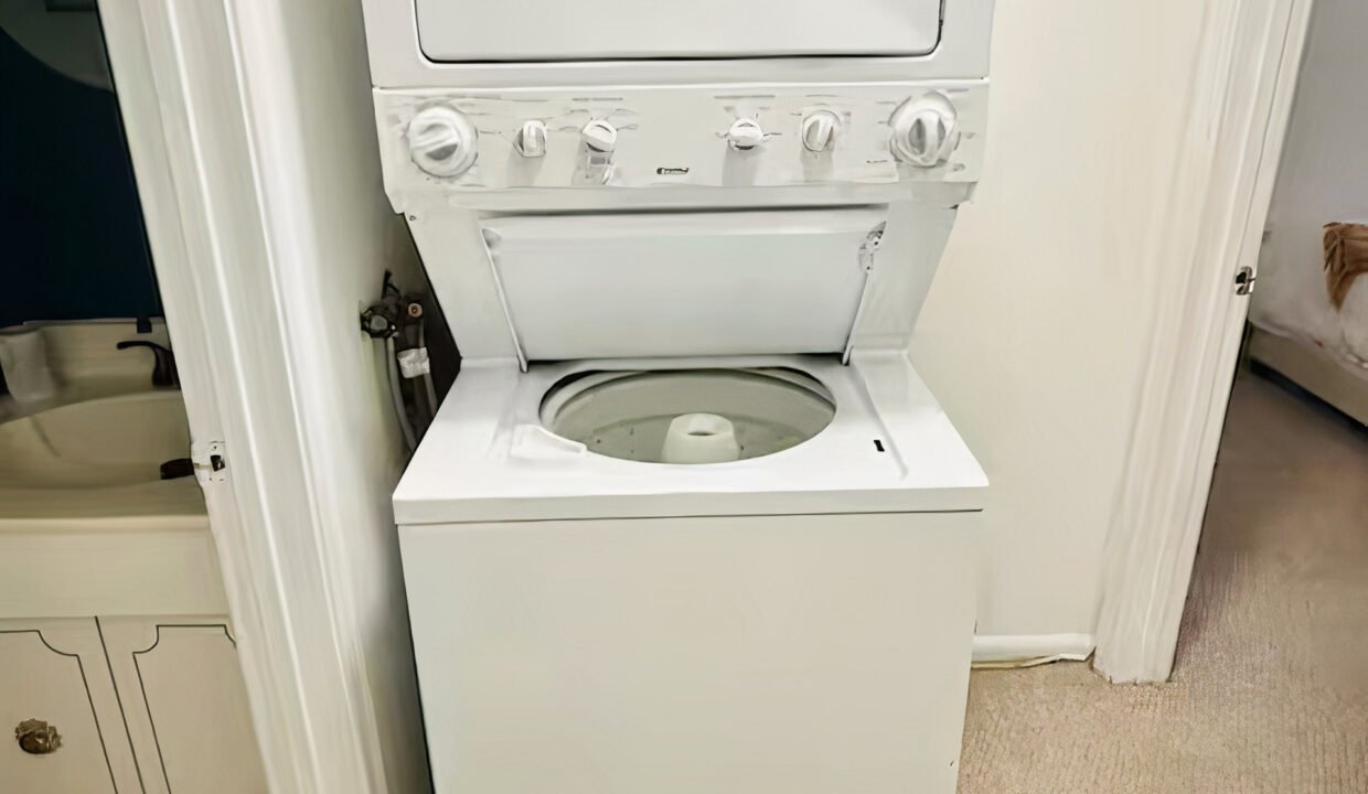 imgi_242_d345f014-88a8-44cc-b843-3cdbebcd0295_LE_upscale_balanced_x4